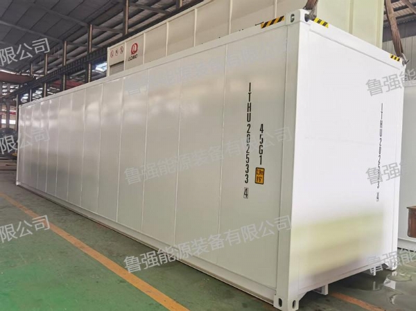 十六臺(tái)72000L雙層儲(chǔ)罐裝車(chē)發(fā)貨，下一站馬紹爾群